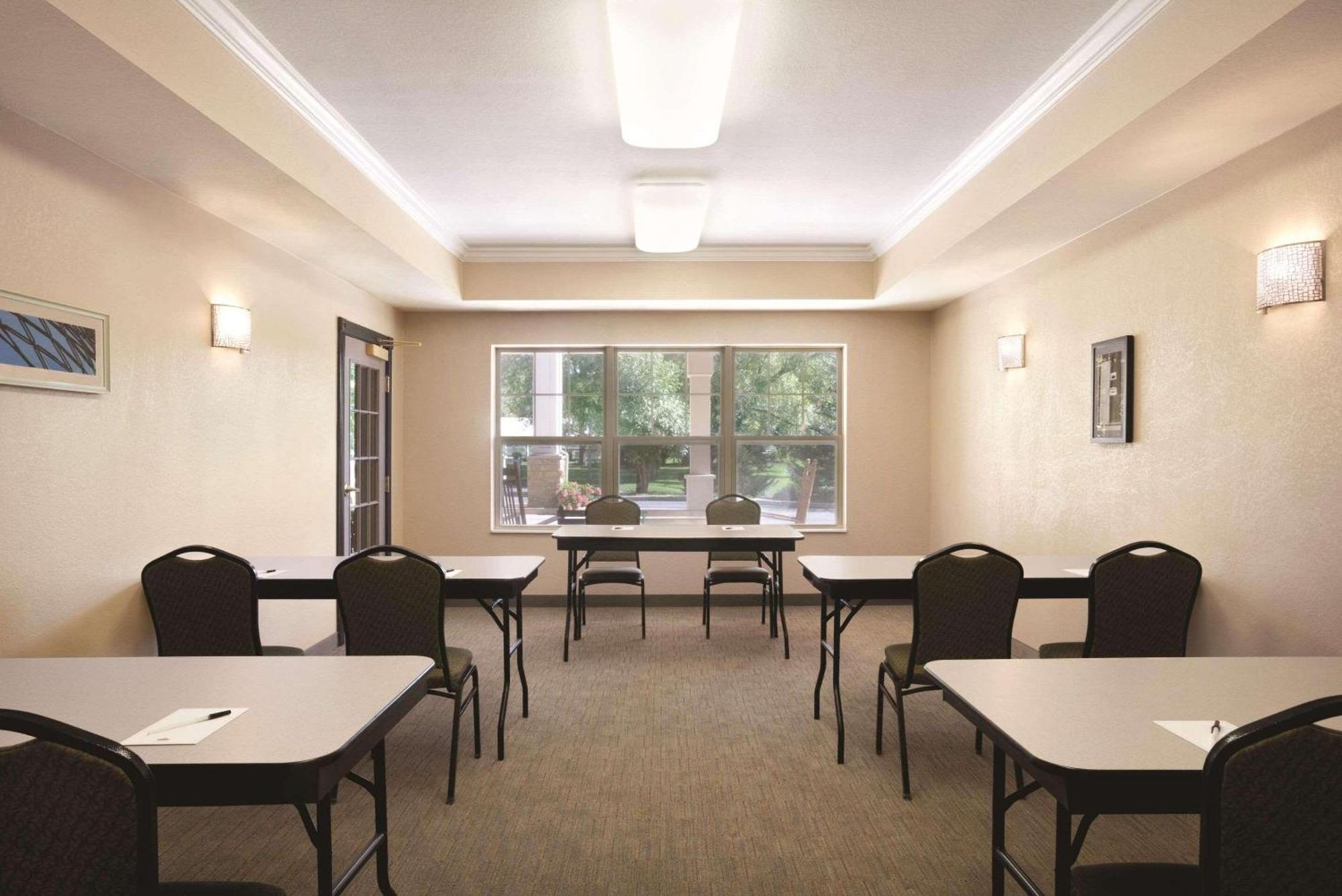 Country Inn & Suites By Radisson, Madison Southwest, Wi Fitchburg المظهر الخارجي الصورة